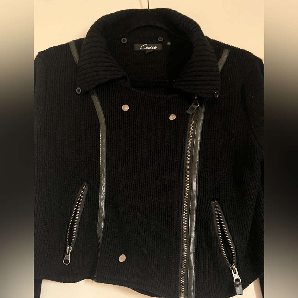 Jacket - Picture 2 of 7